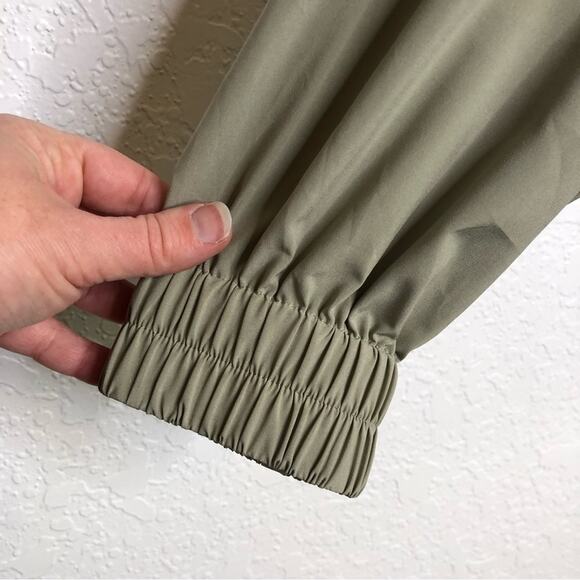 Soft Surroundings sage green khaki drawstring hem button down top size Medium - Picture 9 of 15